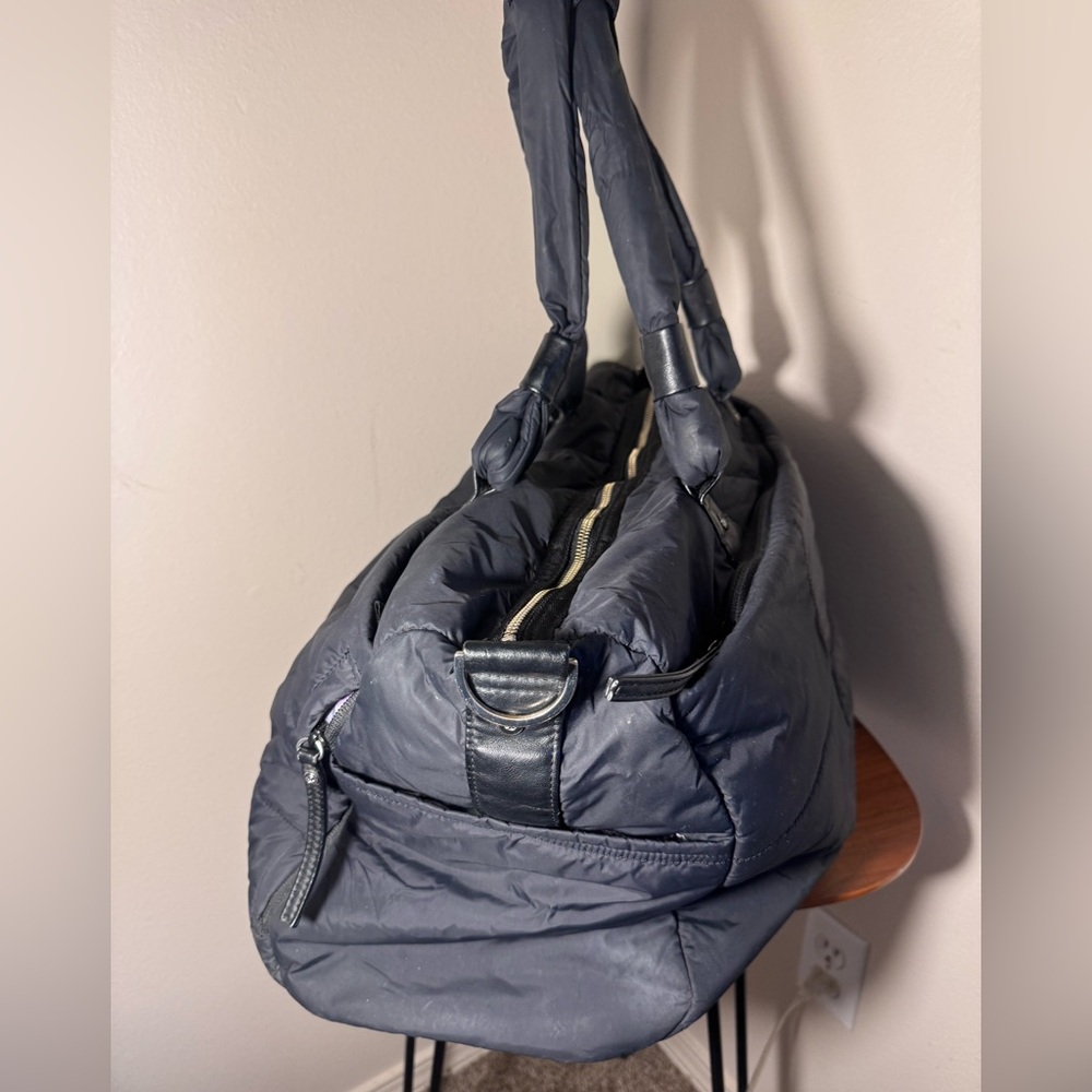 Lululemon Bon Voyage Duffel Bag - Picture 6 of 11